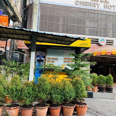 Cherry Hotel Pattaya Buitenkant foto