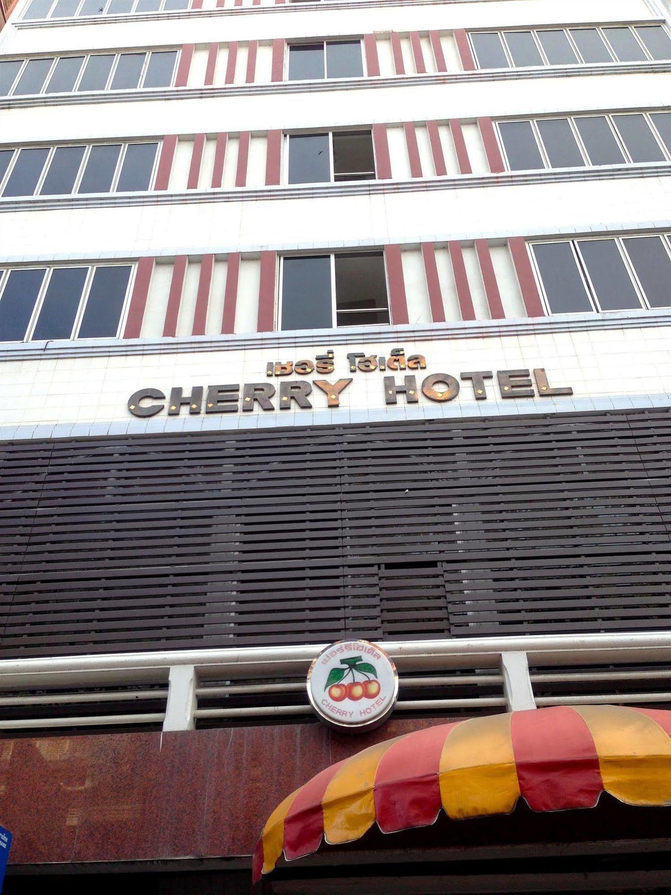 Cherry Hotel Pattaya Buitenkant foto