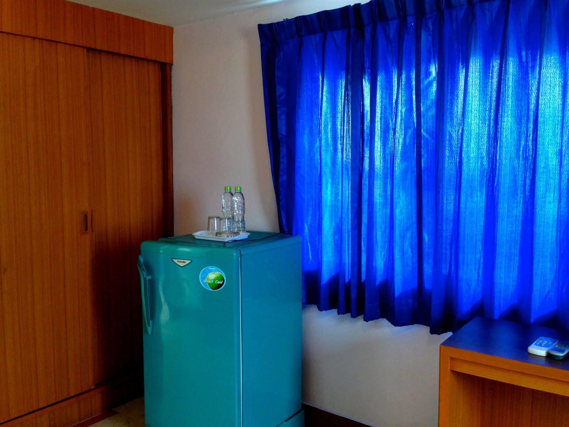 Cherry Hotel Pattaya Buitenkant foto