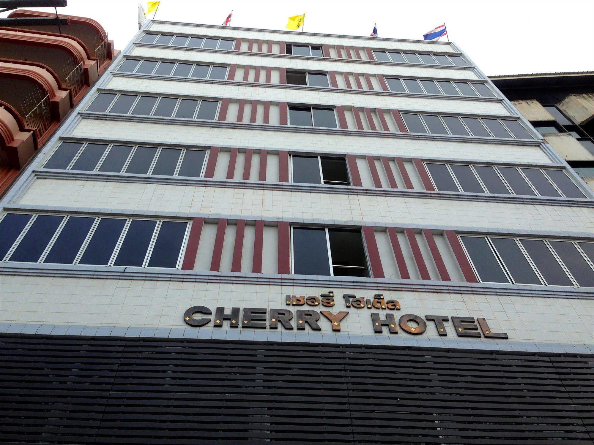 Cherry Hotel Pattaya Buitenkant foto