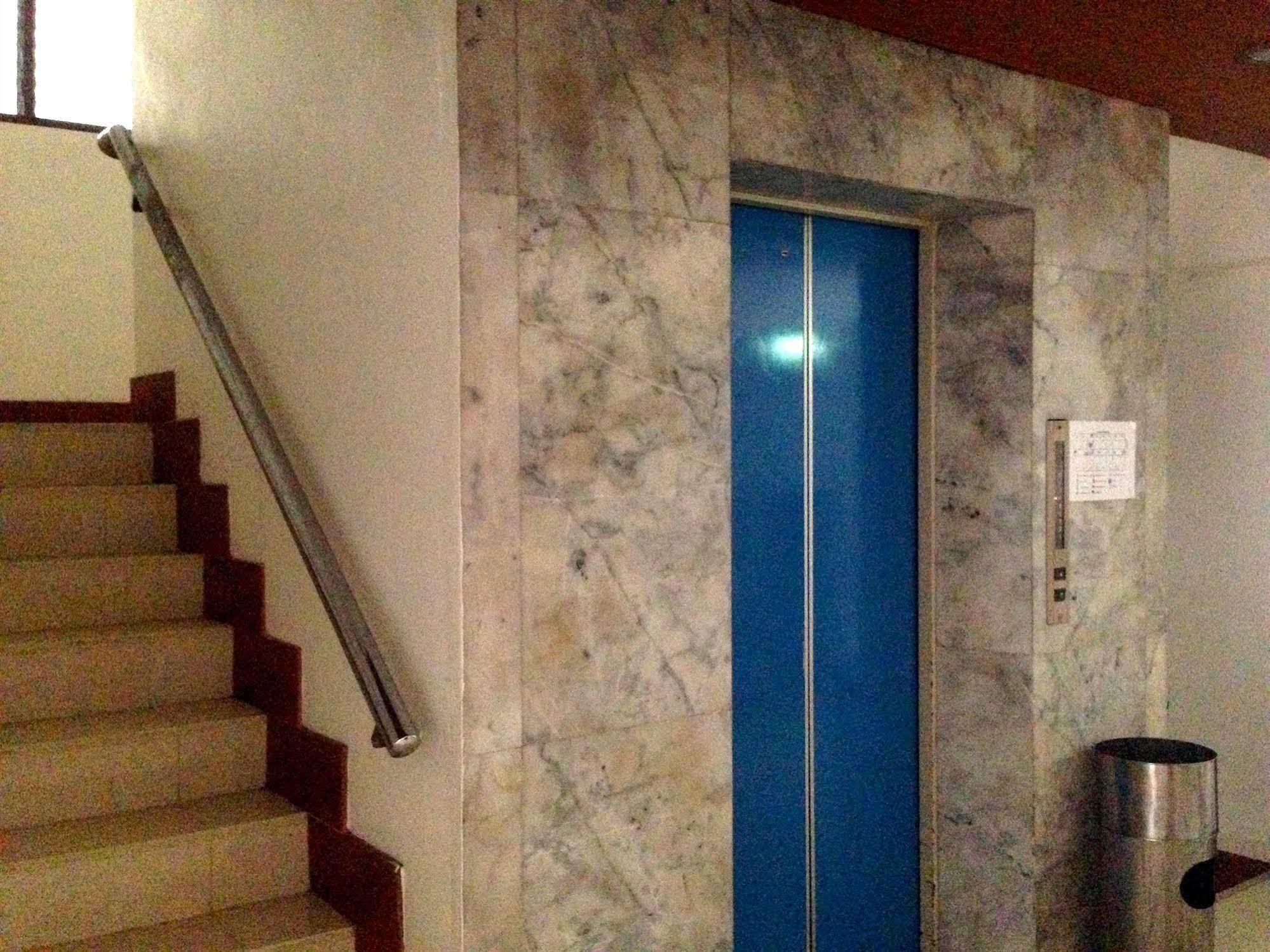 Cherry Hotel Pattaya Buitenkant foto